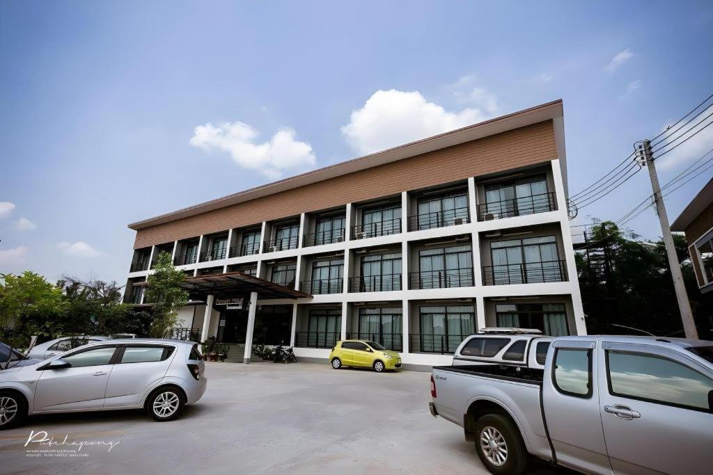 Pornsiri Hotel Sisaket Exterior foto